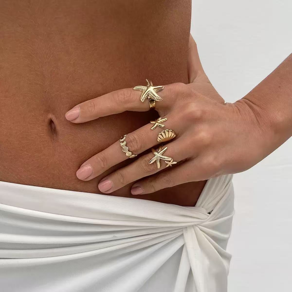 NAILOVEHot Girl Ocean Style Ring Set of 4